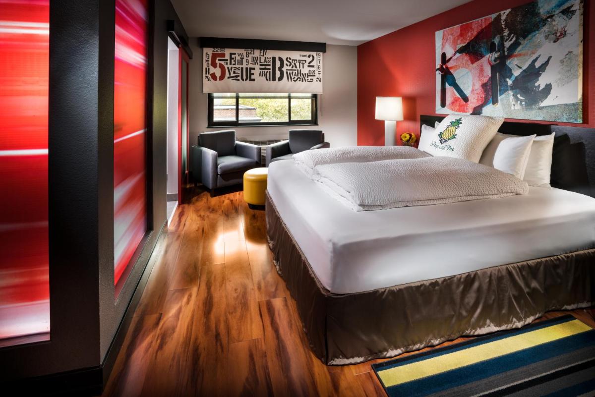 Staypineapple, Hotel FIVE, Downtown Seattle - Housity