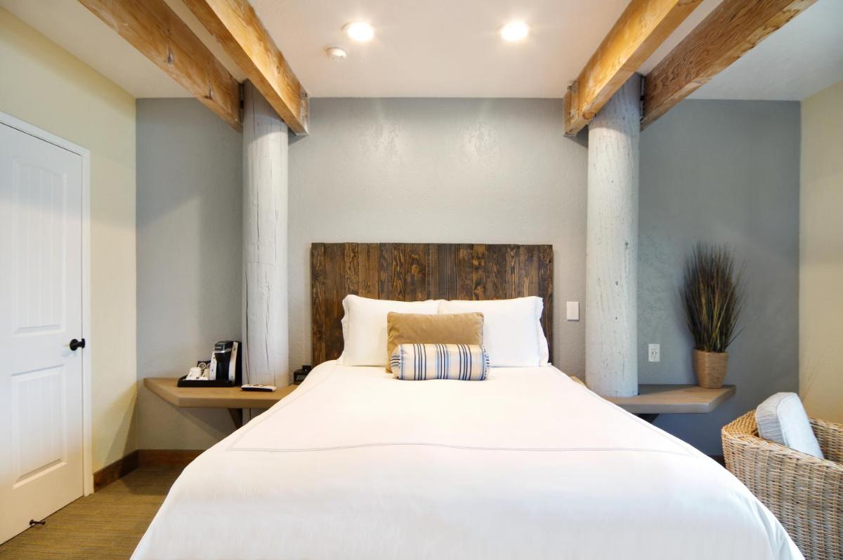 Cypress Inn on Miramar Beach - Housity