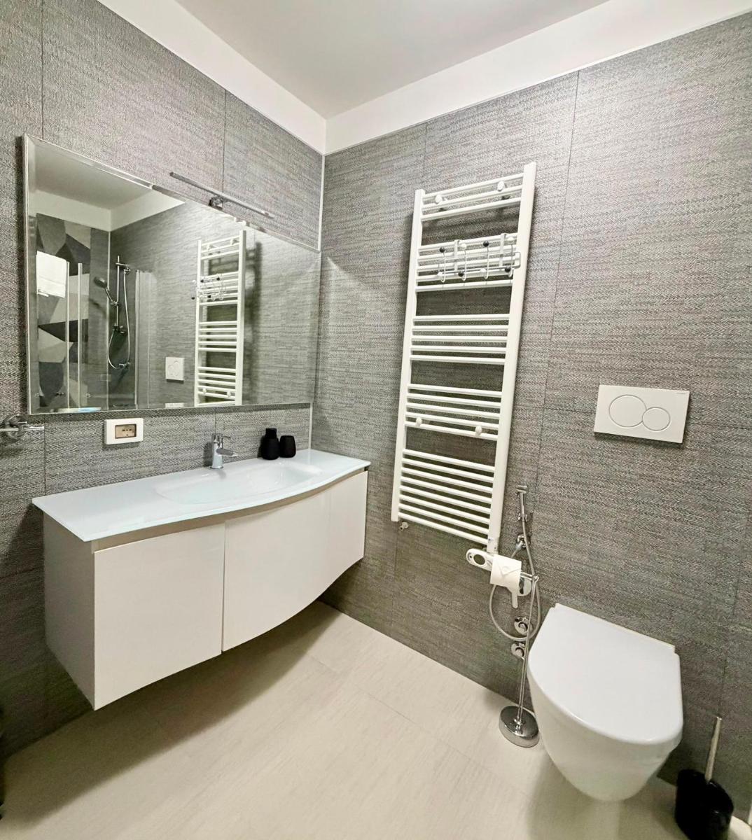 Casa Magenta Apartment 2 - Housity