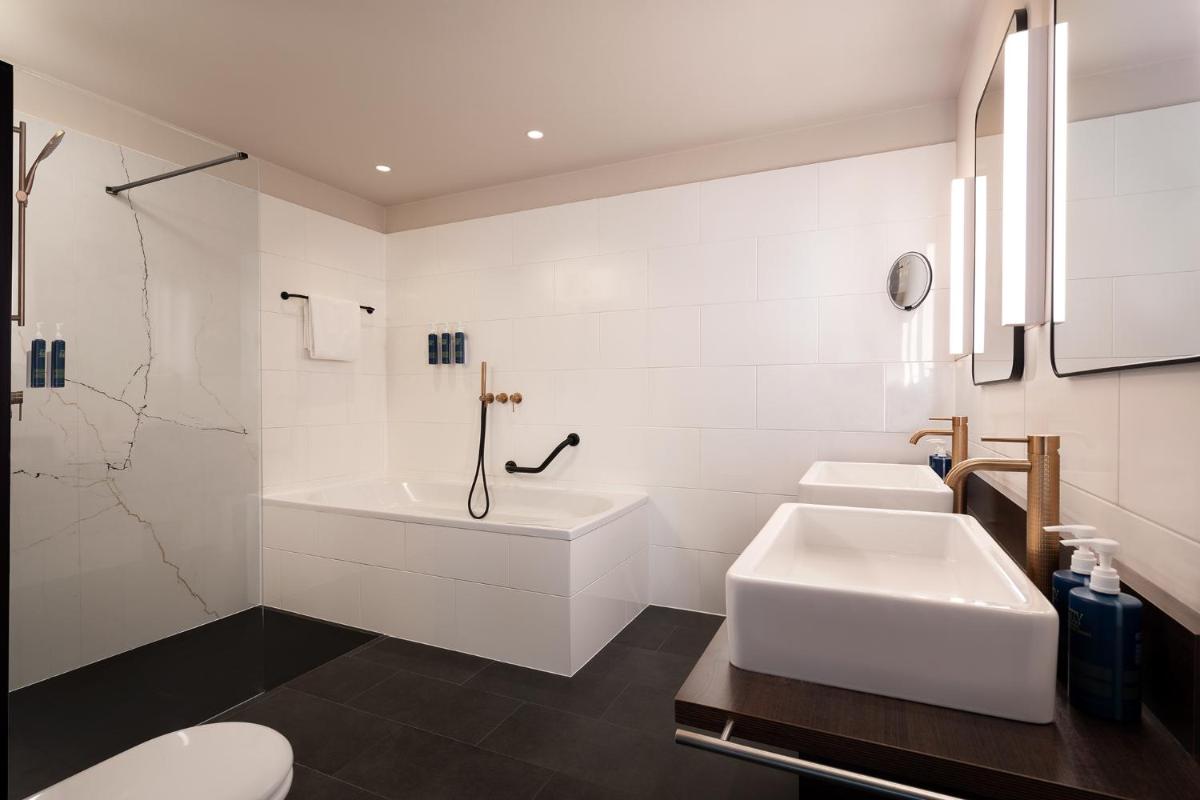 Four Points Sheraton Bolzano Bozen - Housity