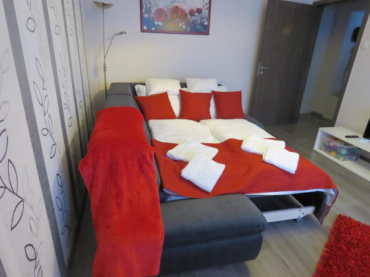Szofi Apartman - Housity