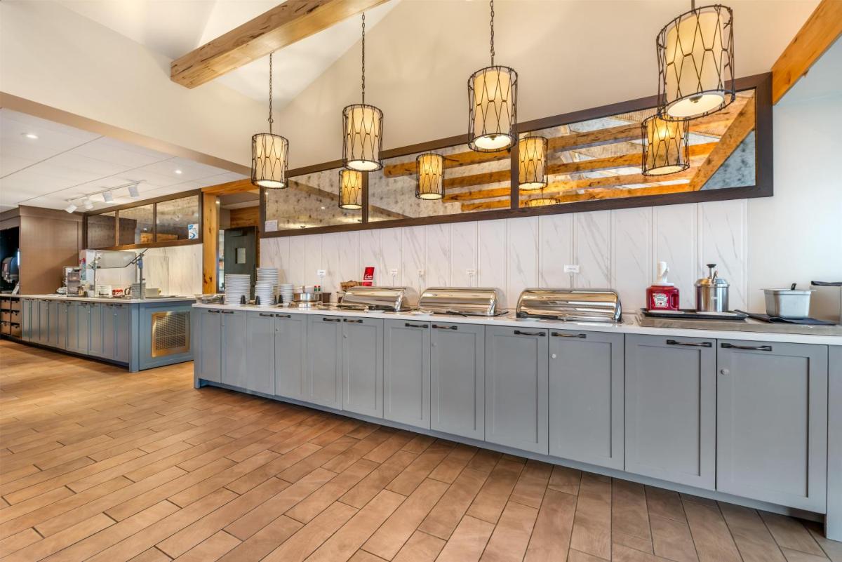 Best Western Plus InnTowner Madison - Housity