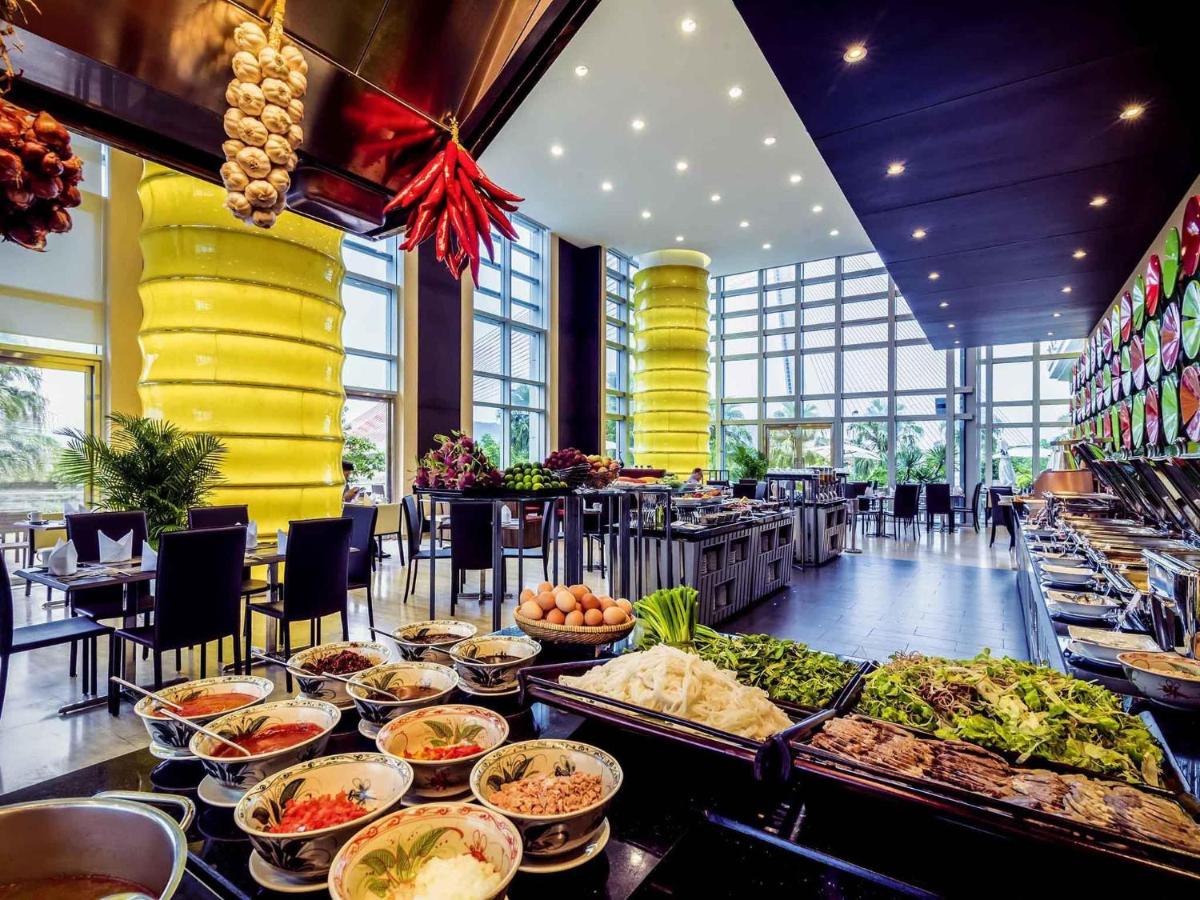 Grand Mercure Danang - 10 minutes to Airport & 200m to Bach Dang Walking street - Housity
