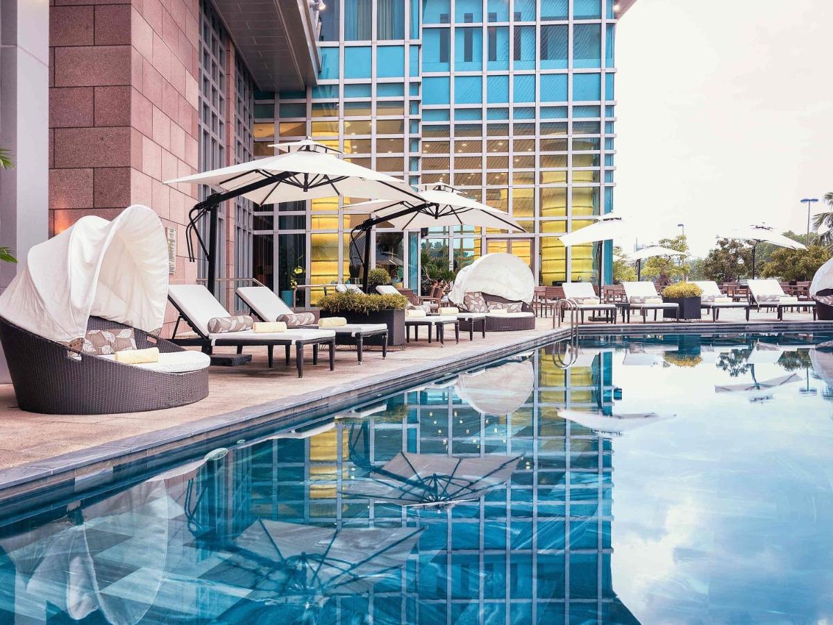 Grand Mercure Danang - 10 minutes to Airport & 200m to Bach Dang Walking street - Housity
