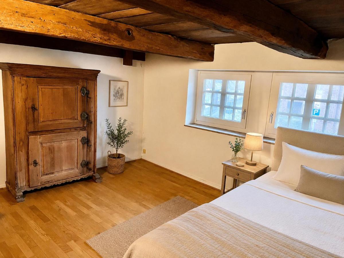 Nice Flats Historic 3 Zimmer 4 Bett Apartment, 2 Schlafzimmer, SmartTV, Küchenzeile - Housity