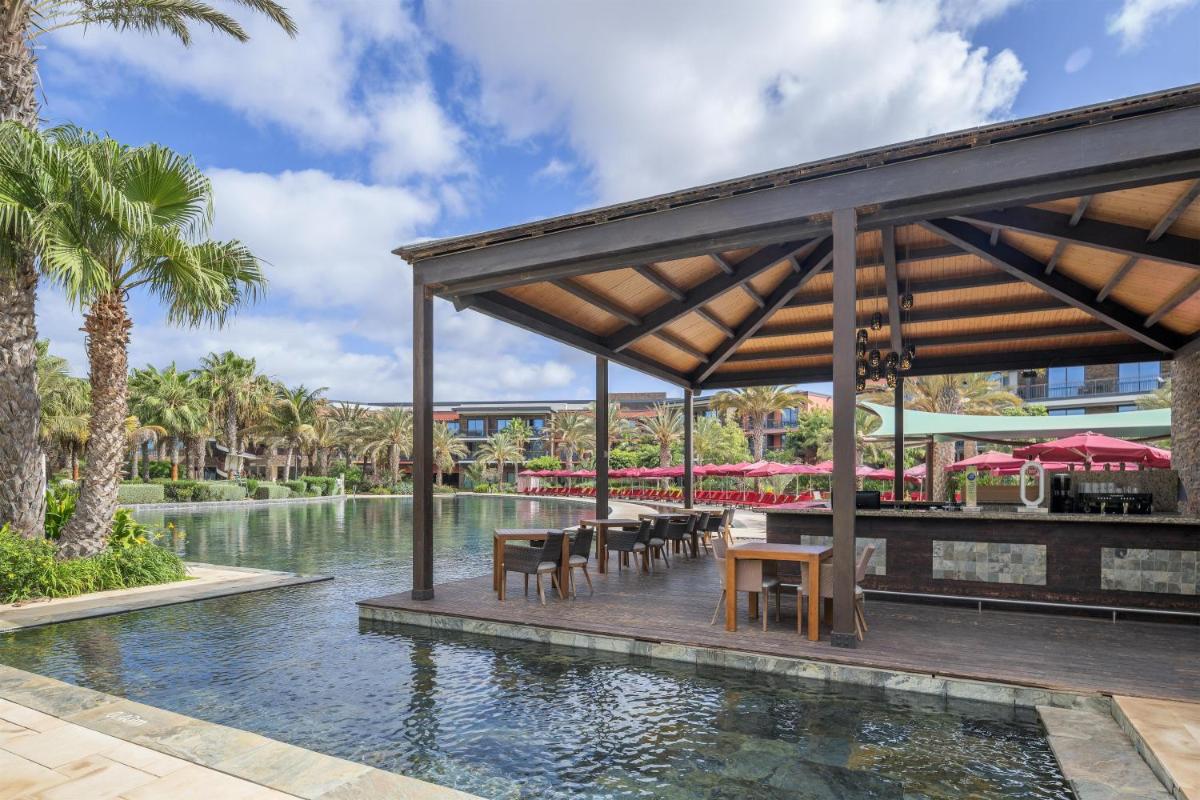Hilton Cabo Verde Sal Resort - Housity