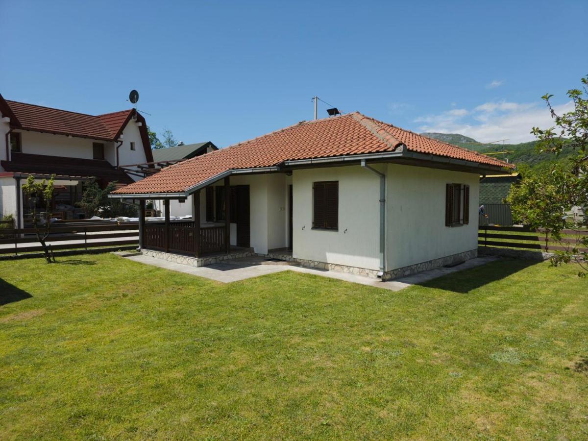 Apartmani LUX - Housity