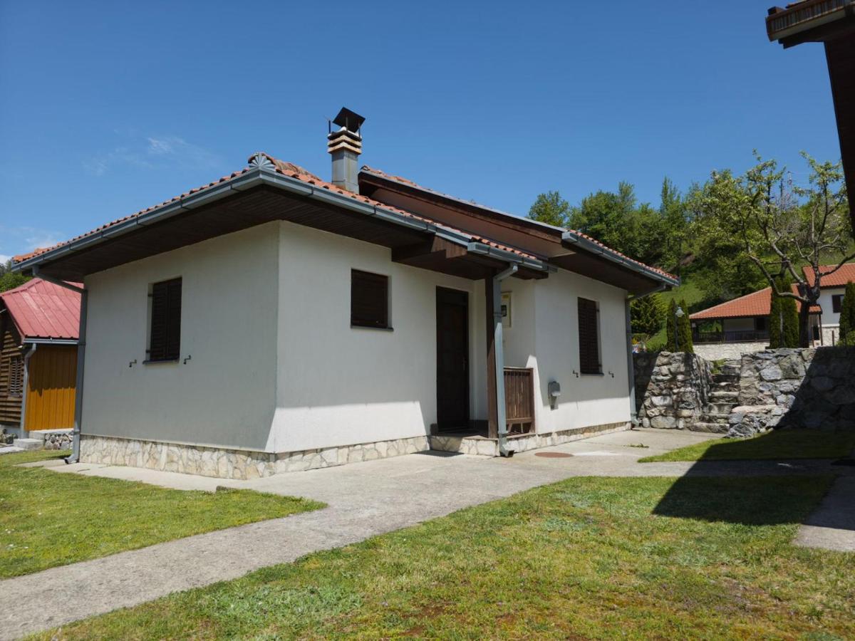 Apartmani LUX - Housity