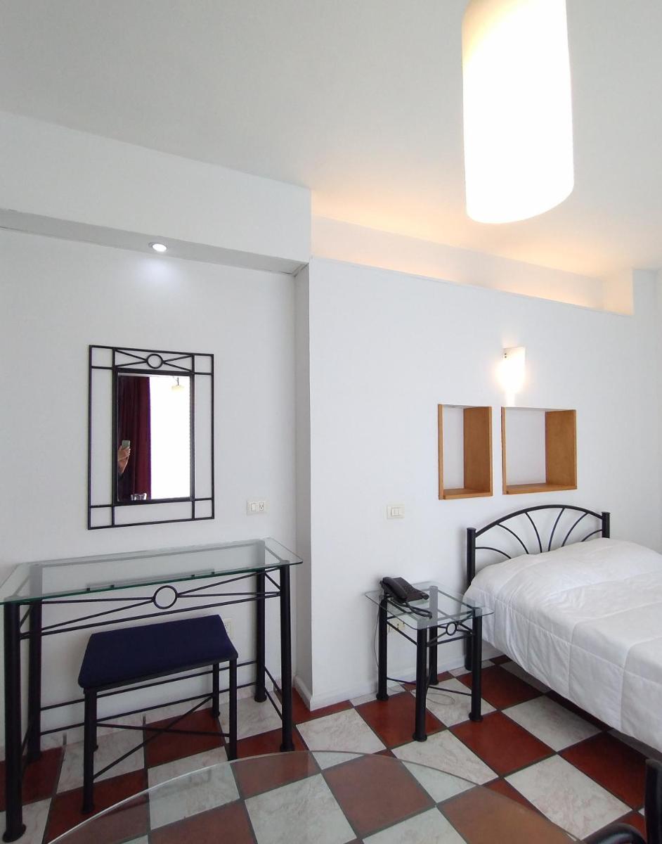 Apartamentos Avilla - Housity