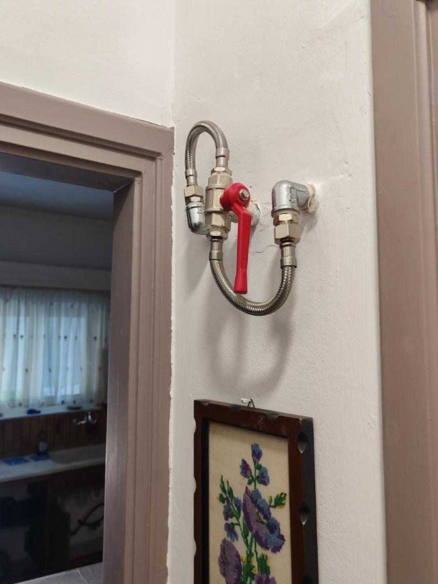 FLAT with Private Rooms - Housity