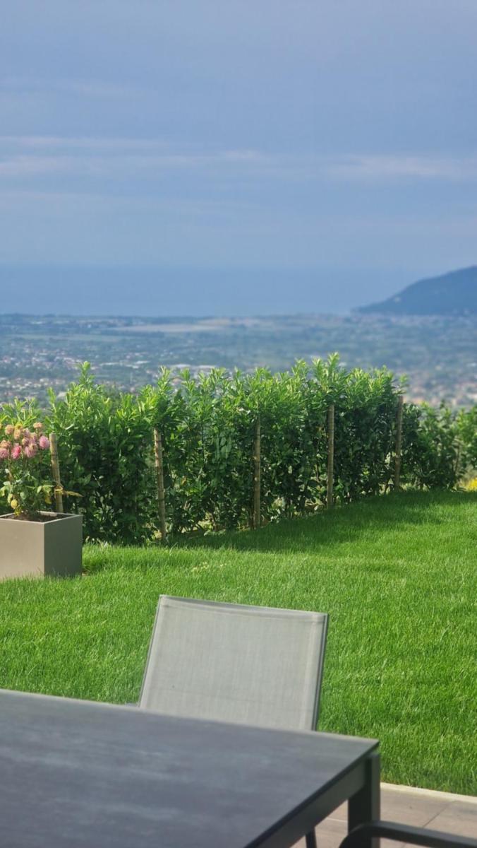 Vinomare Villa - Housity