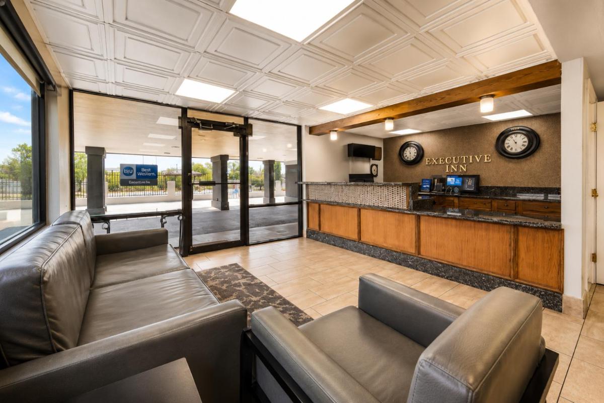 Best Western Executive Inn - Housity