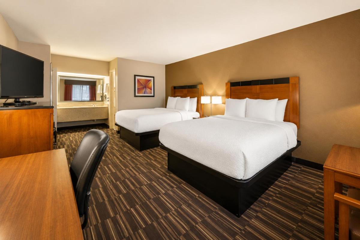 Best Western Executive Inn - Housity