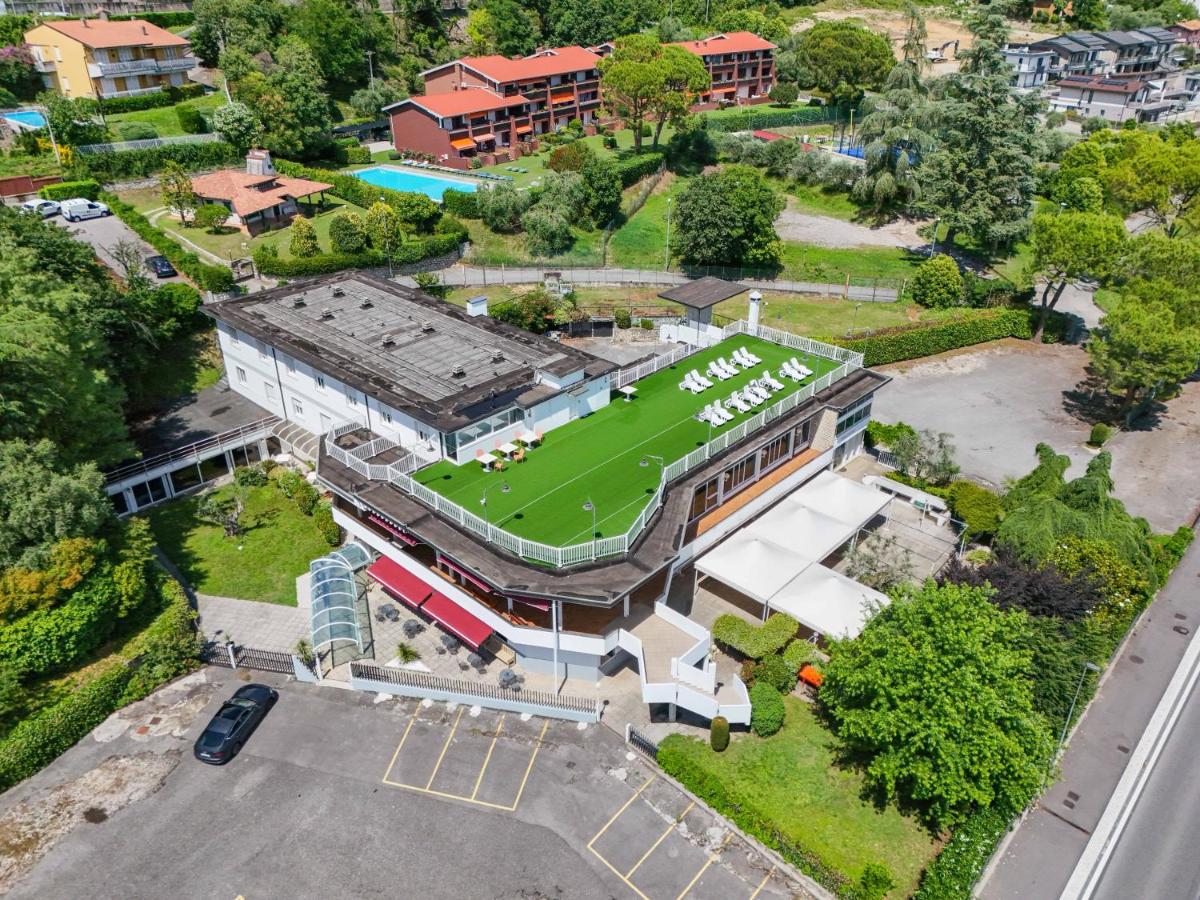 Hotel Eurovil Panoramic View - Housity