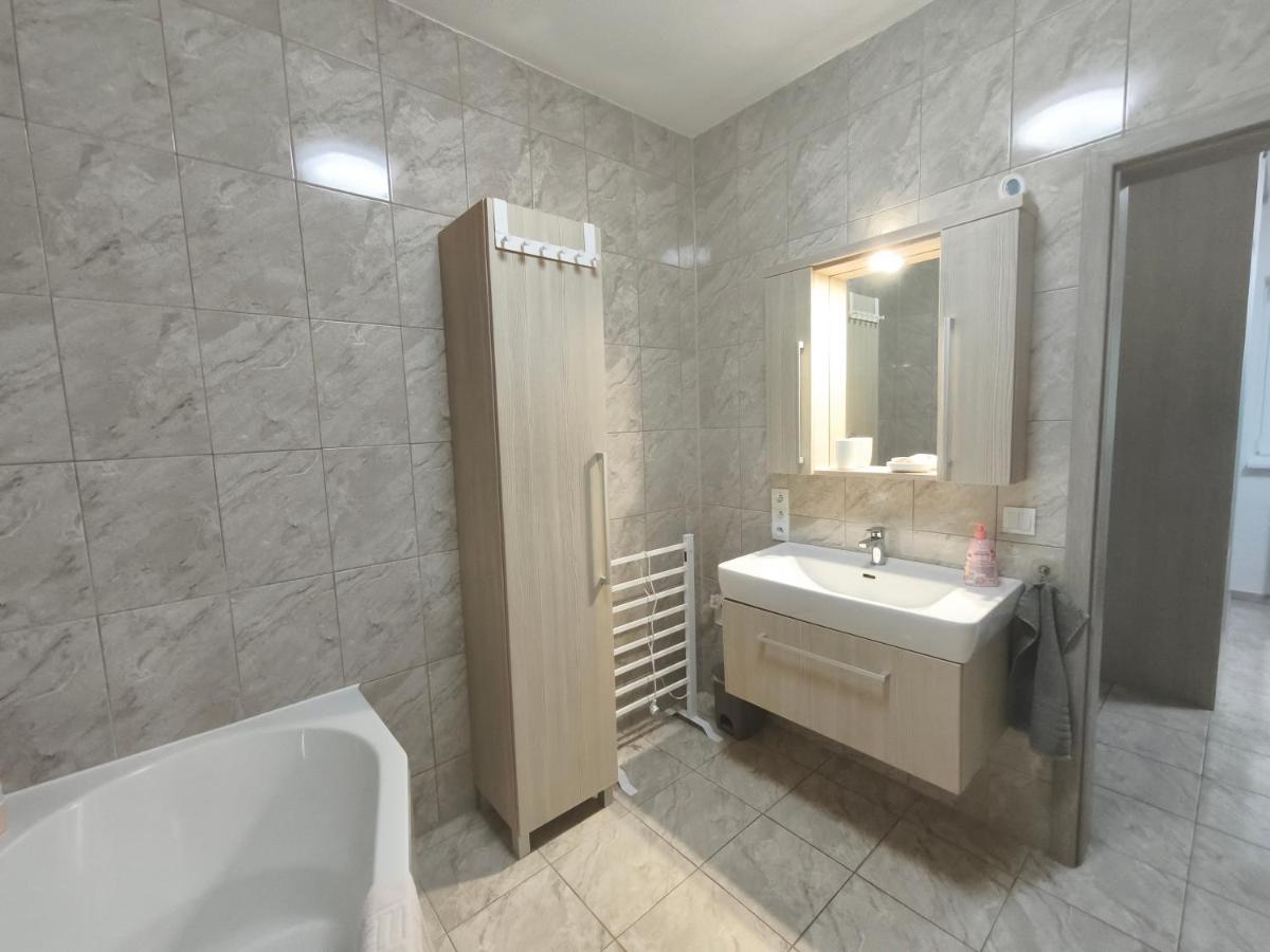 Apartmán Kurdějov - Housity
