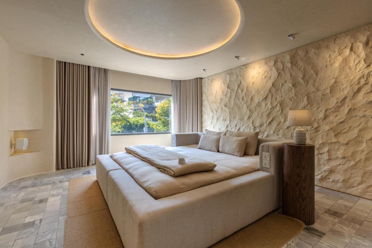 AVA Senses Hotel Hồ Nghinh - Mỹ Khê Beach by AVA LAND - Housity