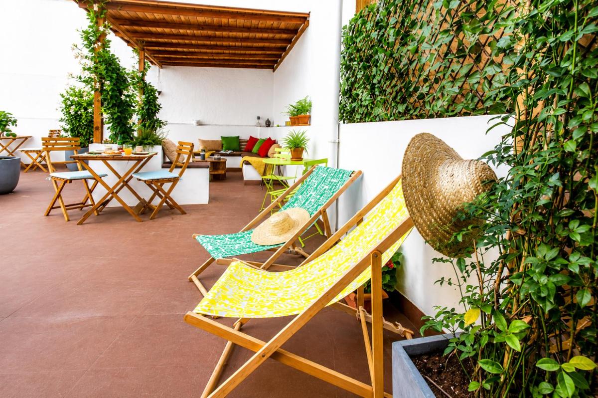 City Garden Bed and Breakfast - Housity
