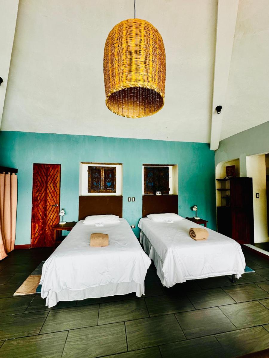 Atitlan Sunset Lodge - Housity