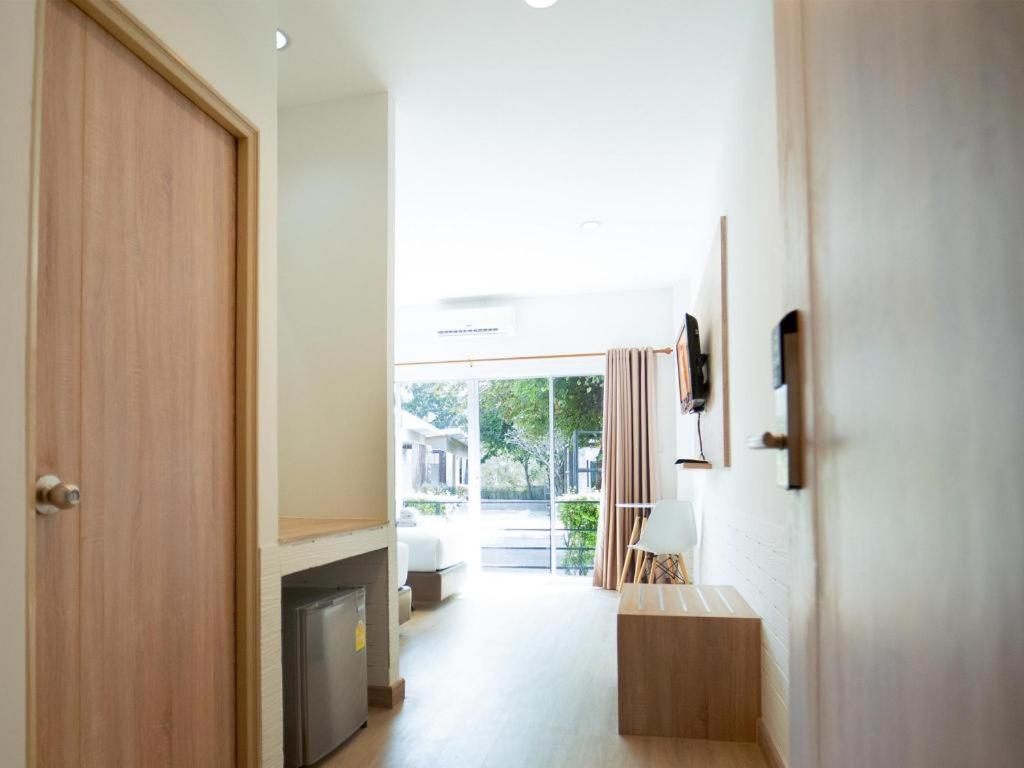 B2 Nakhon Sawan Boutique & Budget Hotel - Housity
