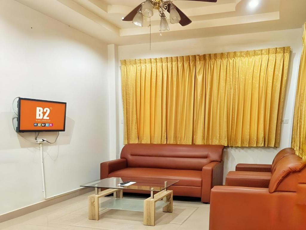 B2 Lampang City Boutique & Budget Hotel - Housity
