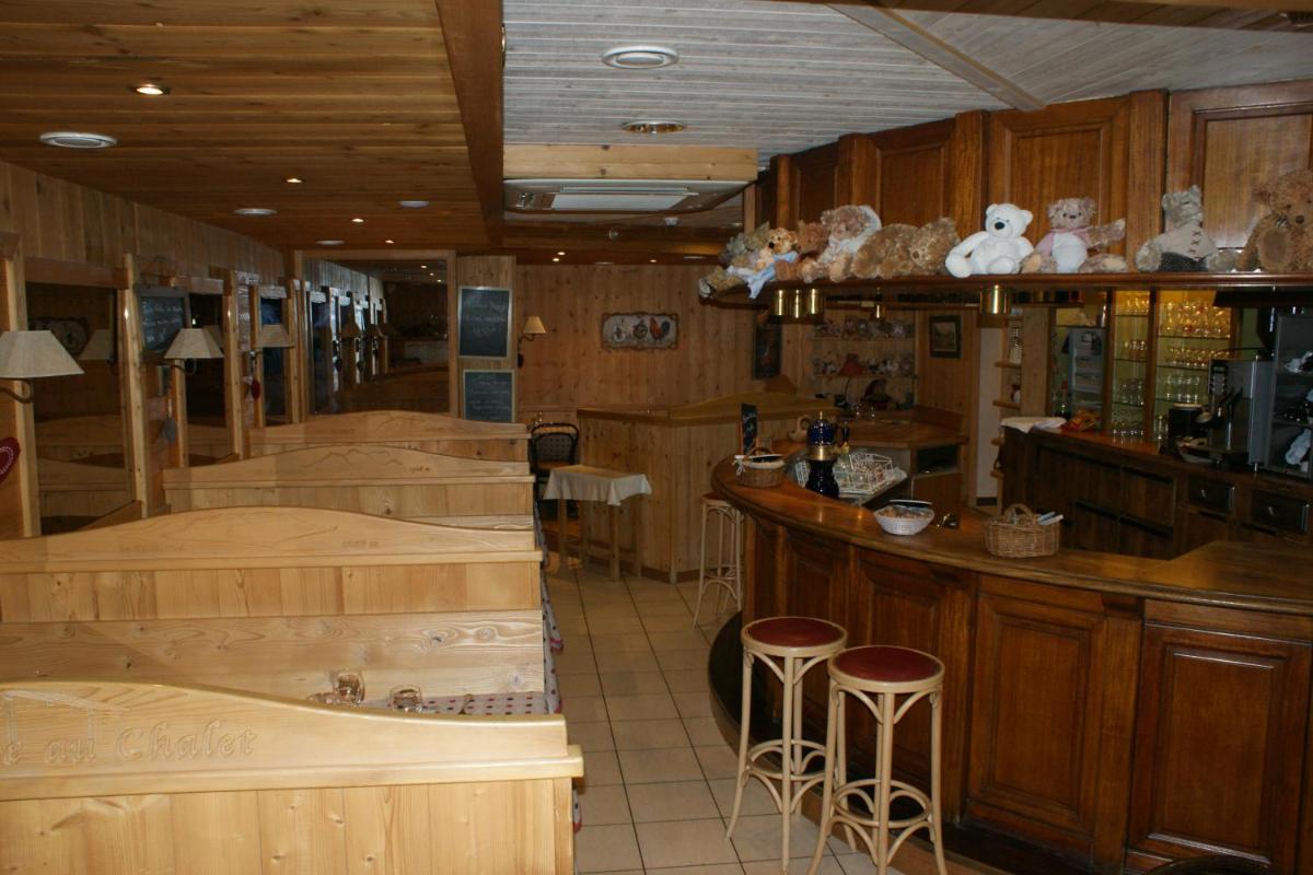 Salon ou bar de l'établissement Hotel Blanc