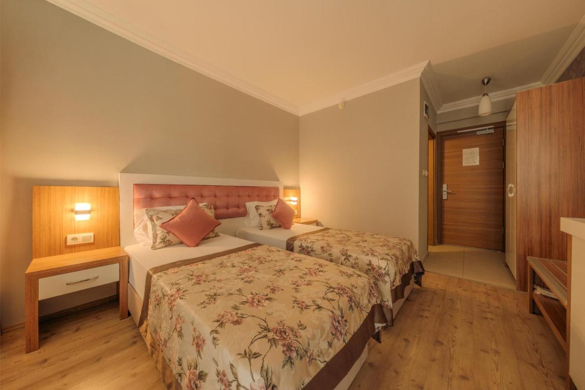 Novis Hotel Cleopatra - Housity