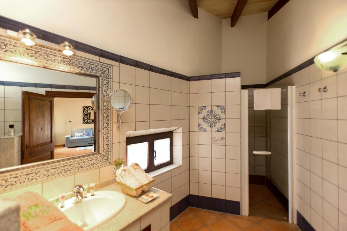 Un baño de Casa Font i Roig