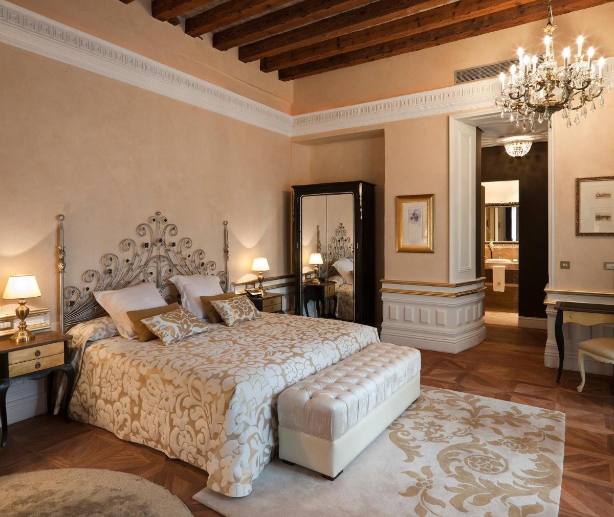 Hotel Casa 1800 Sevilla - Hizvo