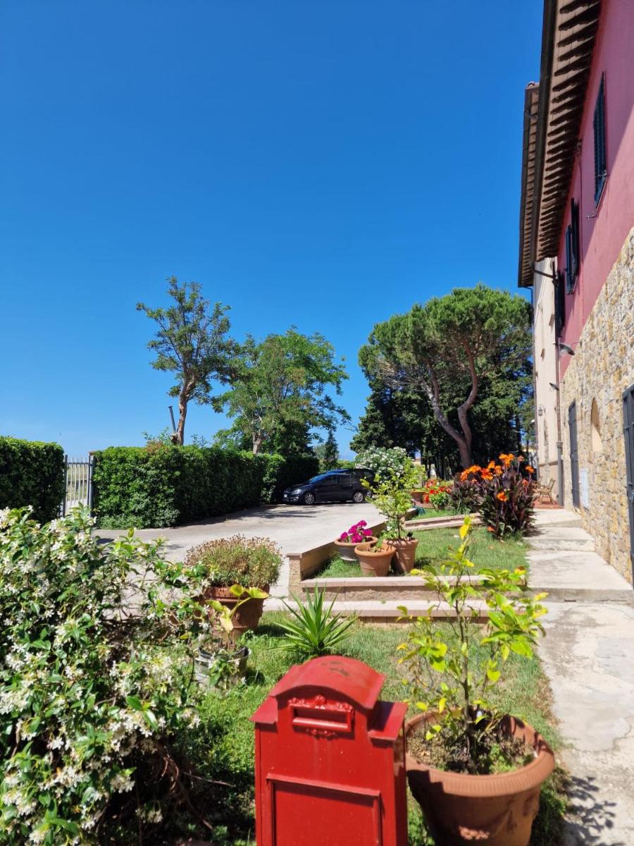 La Garitta - Tuscany Suites & Apartments 10 min Pisa-Livorno-Sea - Free Park AC - Housity