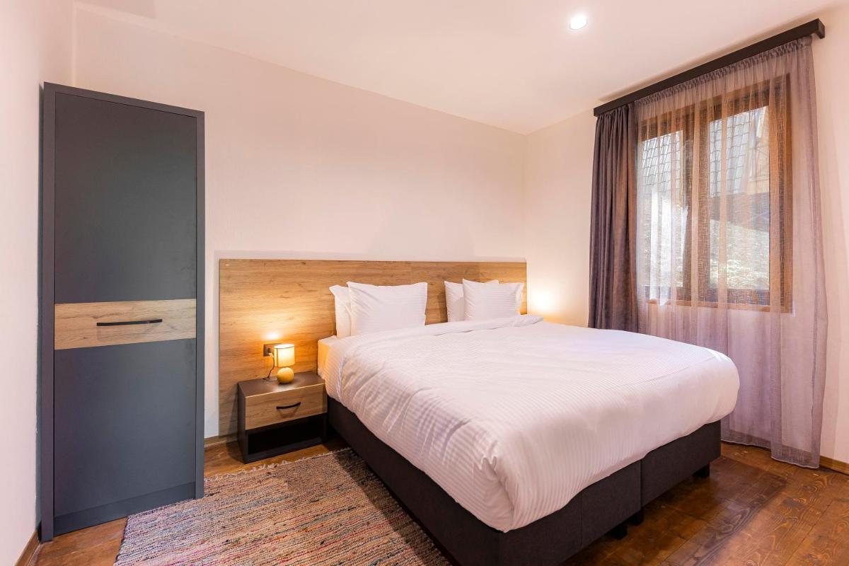 DiliJazz Hotel & Restaurant - Housity