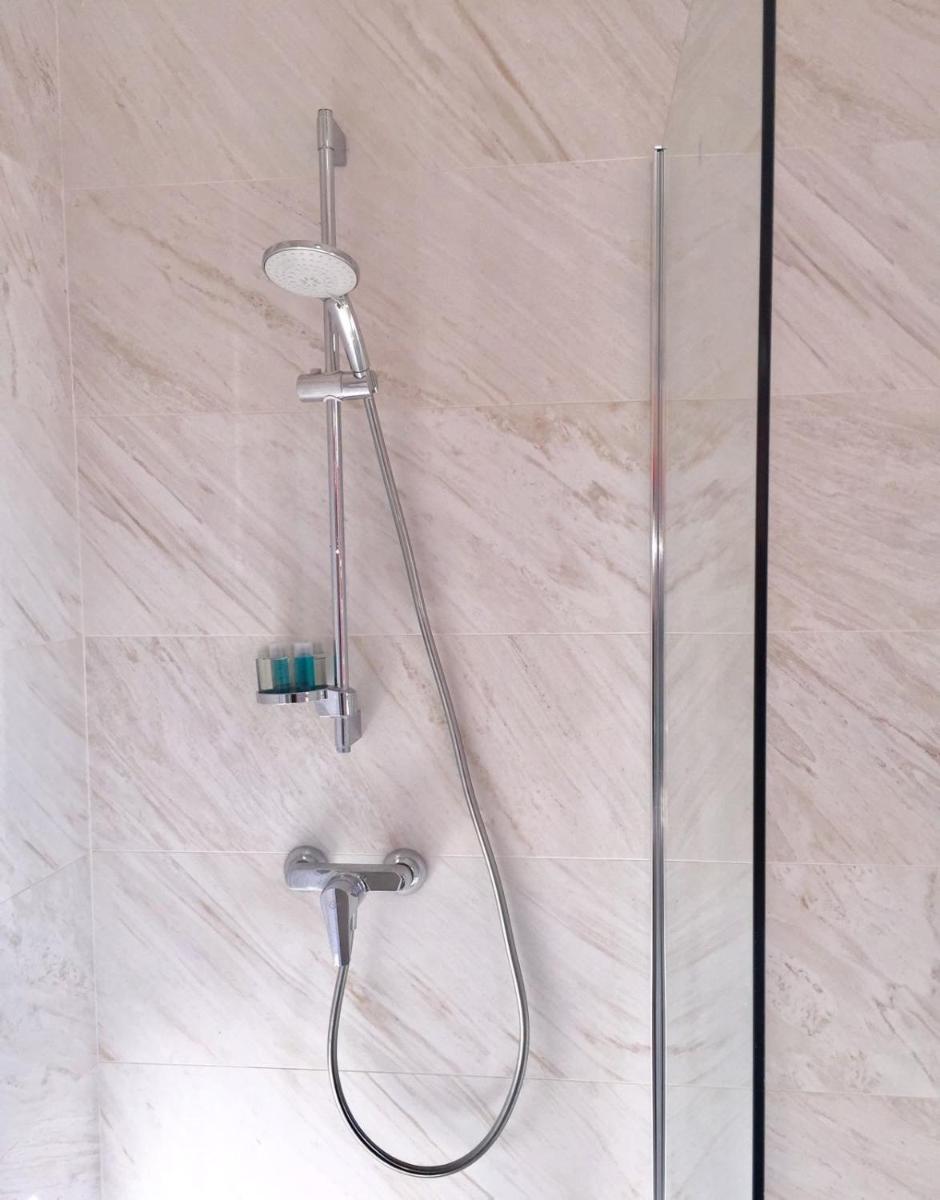 Luciano Valletta Studio - Self Catering - Housity