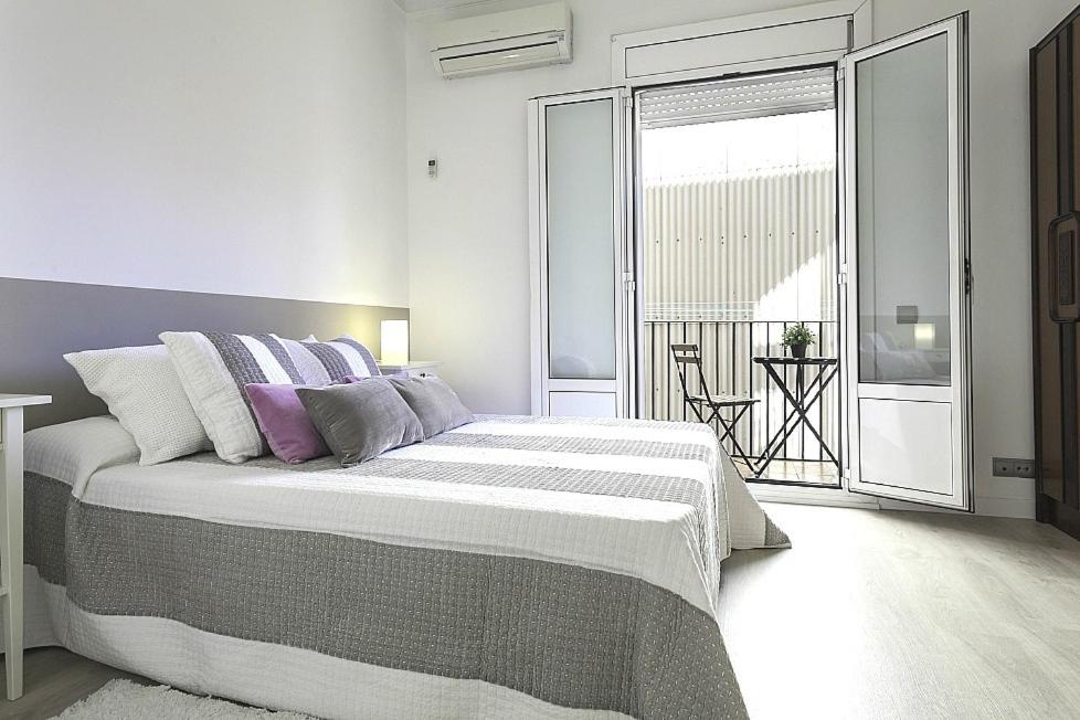 Barcelona Home - Aldana Apartment 073 - Housity