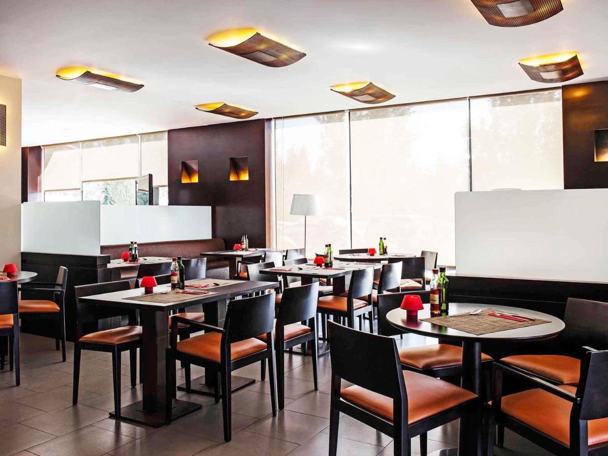 Ibis Barcelona Molins de Rei - Housity