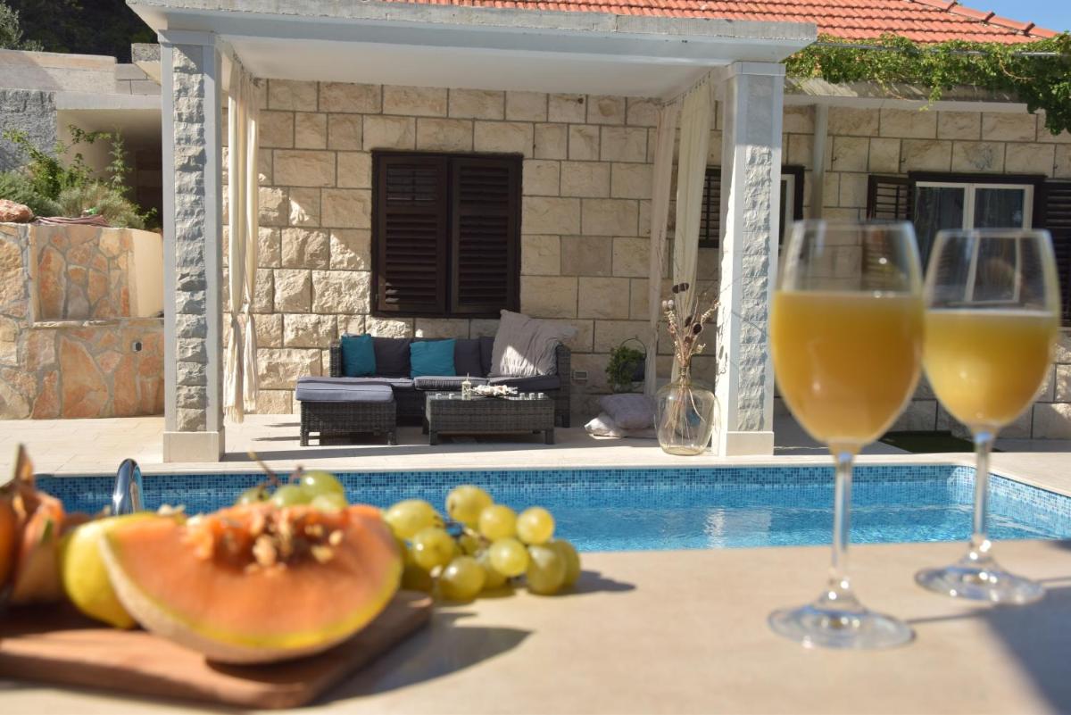 Villa Sky with stunning view - Housity