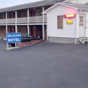 Welborn Motel - Hamptonville - Housity
