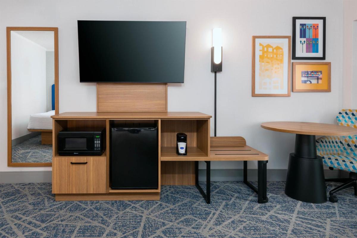 Hampton Inn South Plainfield-Piscataway - Housity
