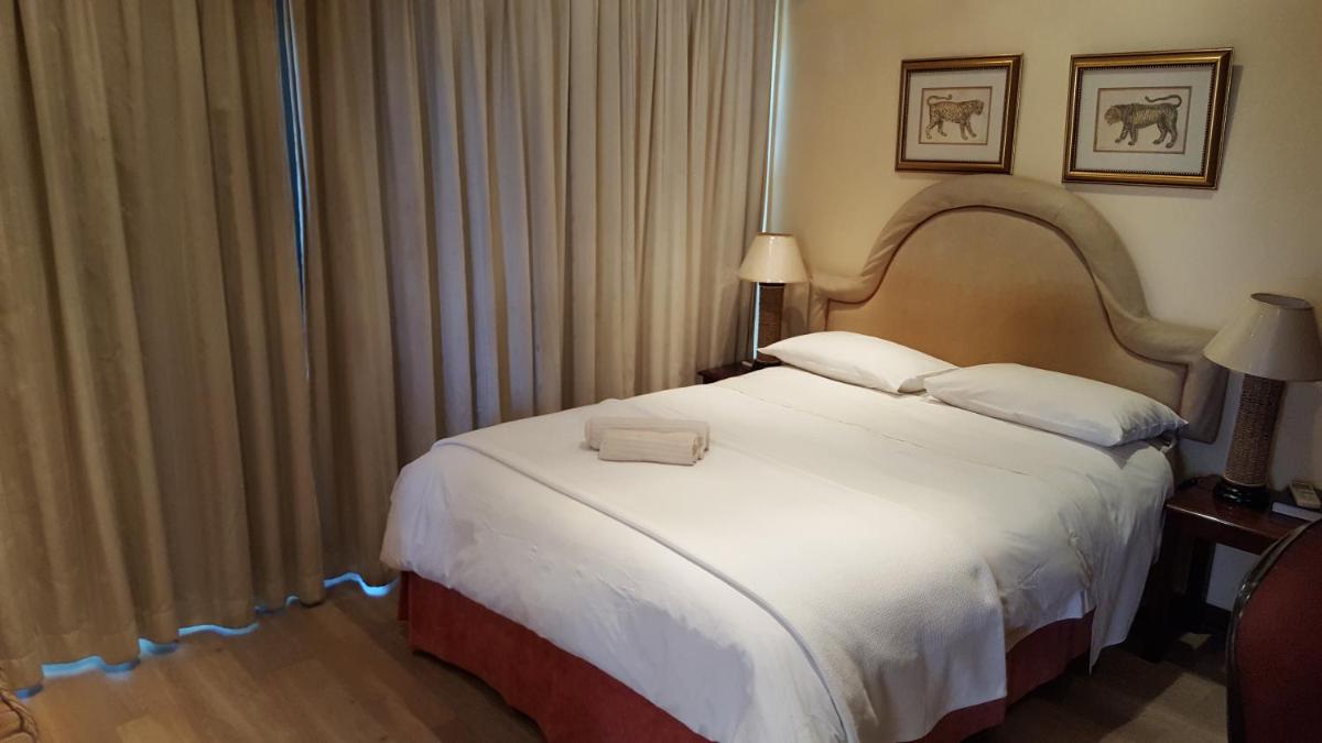 Bokmakierie Country Lodge - Housity