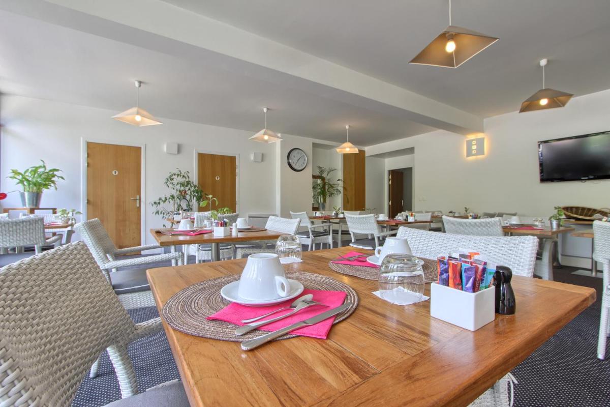 Logis Hôtel & Restaurant - Le Manoir de Sauvegrain - Housity