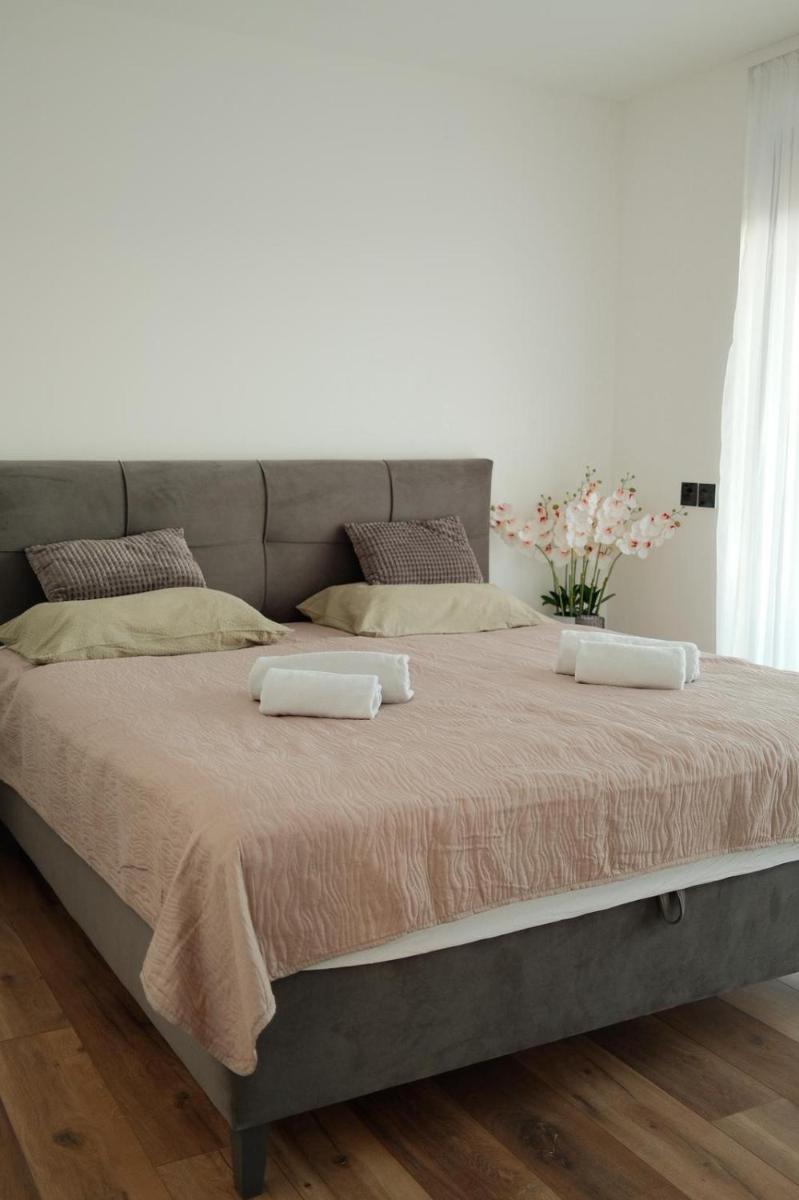 Villa La Rose - Housity
