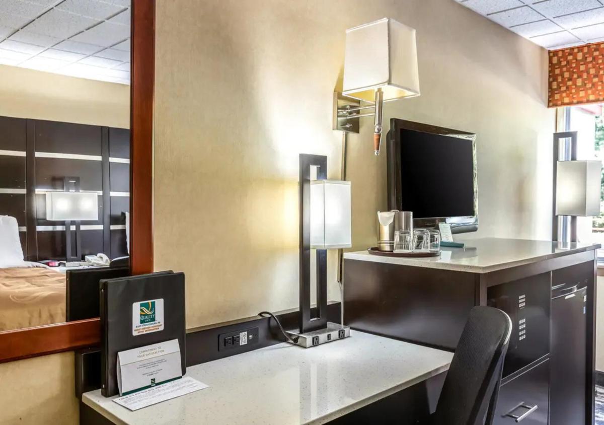 Quality Inn East Stroudsburg - Poconos - Housity