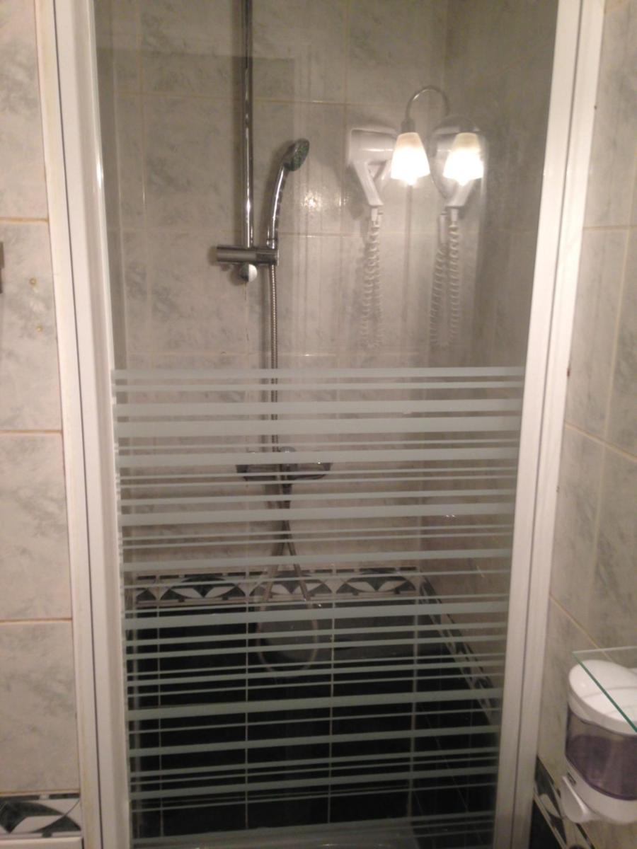 Hôtel Montana La Fayette - Paris Gare du Nord - Housity