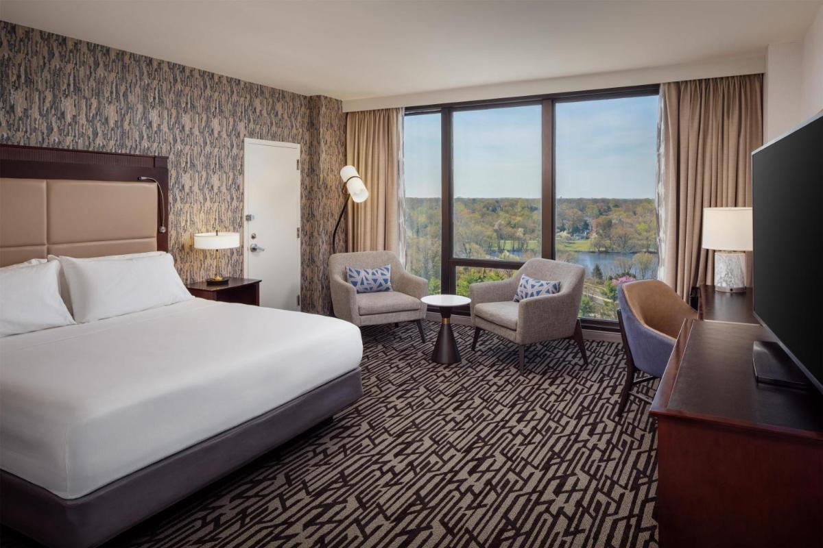 DoubleTree by Hilton Cherry Hill Philadelphia - Housity