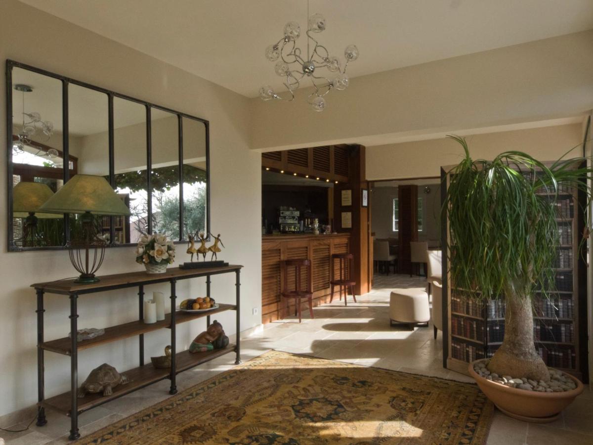 Hotel Les Oliviers - Housity