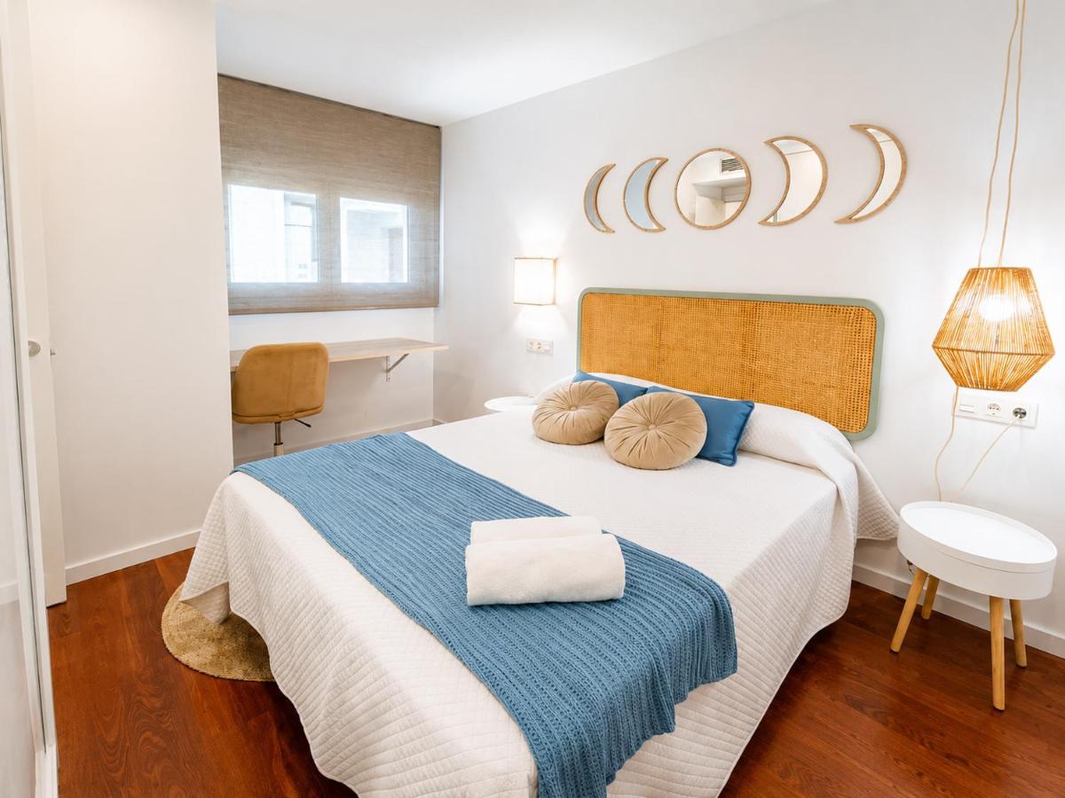 Expoholidays - Apartamentos Rueda Lopez - Housity