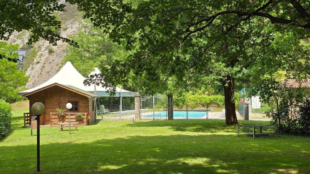 Hotel Leonardo Corniolo - Housity