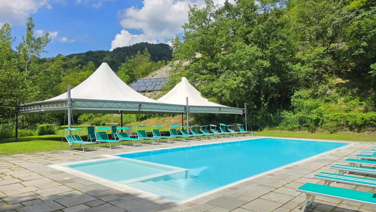 Hotel Leonardo Corniolo - Housity