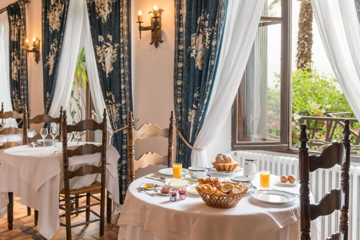 Logis Hôtel Beau Site - Housity