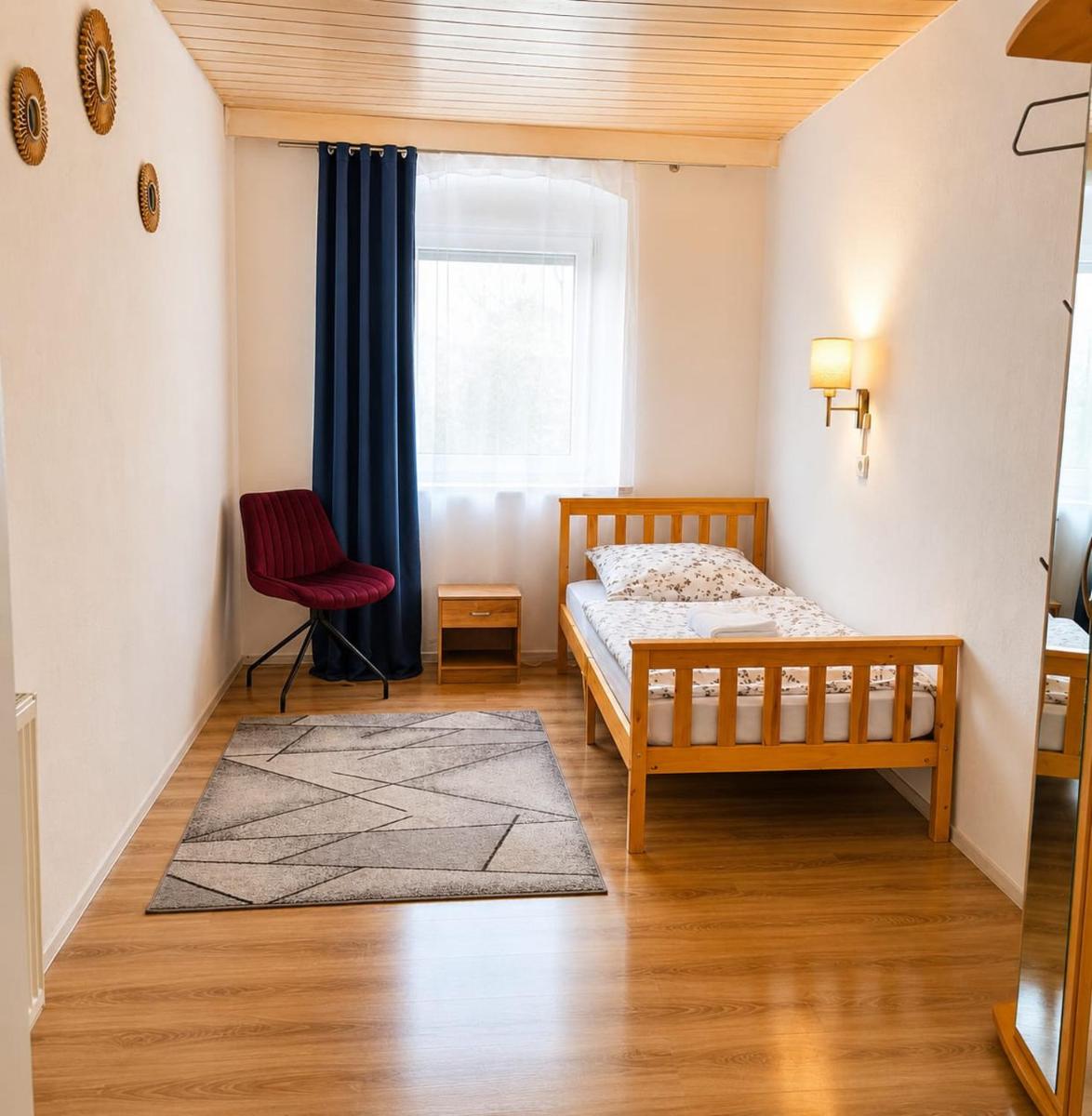 Naab-burg - Housity