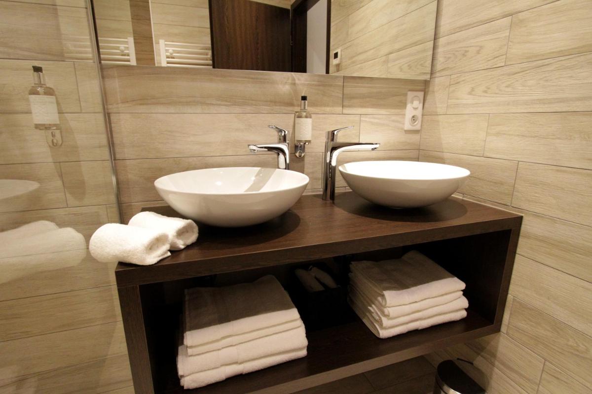 Salle de bains dans l'établissement Le Moulin d'Oscar & Spa - Mulhouse Nord