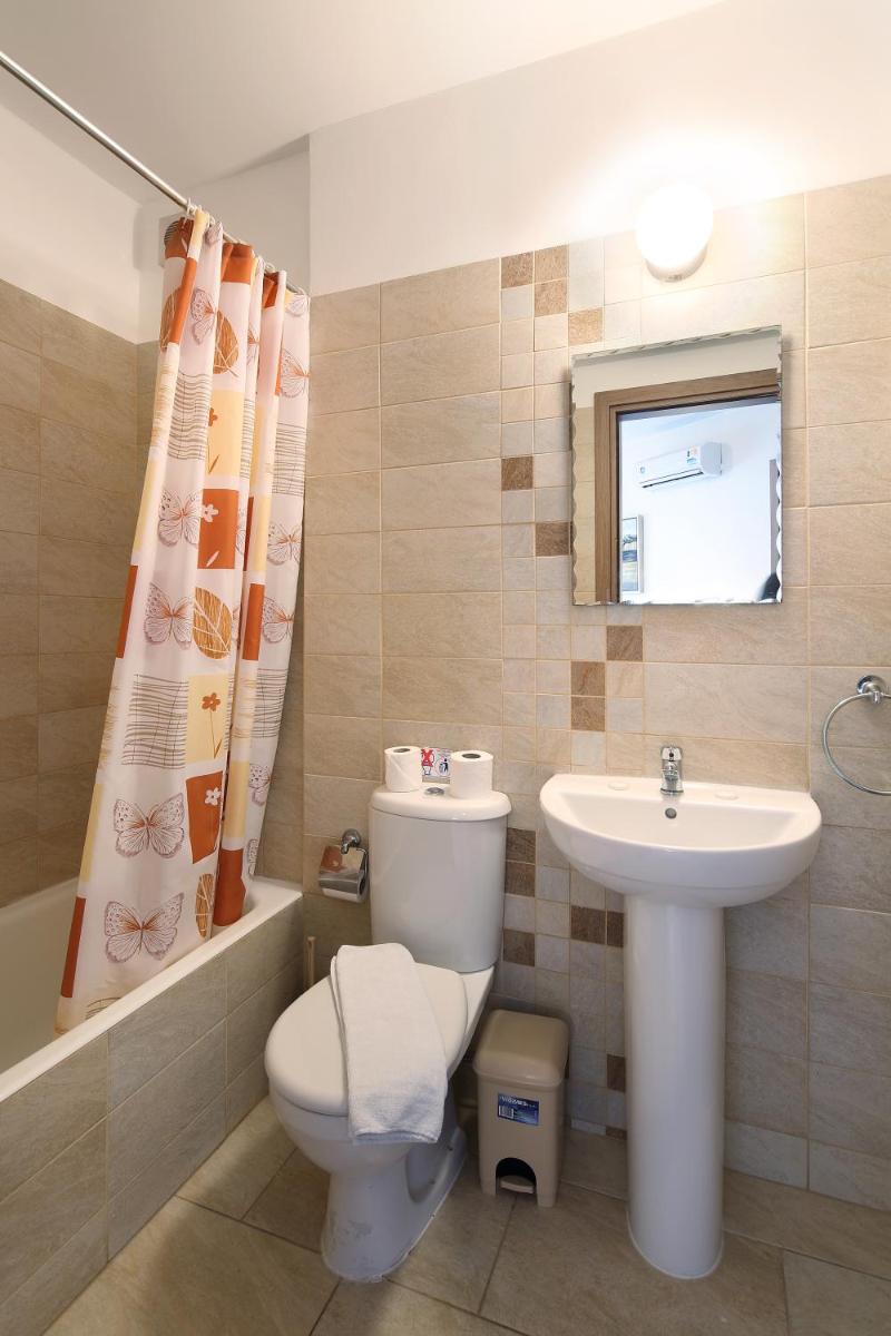 Chloraka Terrace Apartments - Hizvo